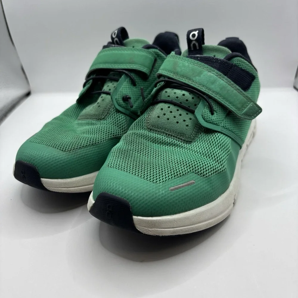 On Kids Cloud Play Mint Green Running Shoes 3KD11431337 Size US K2.5 EU 34